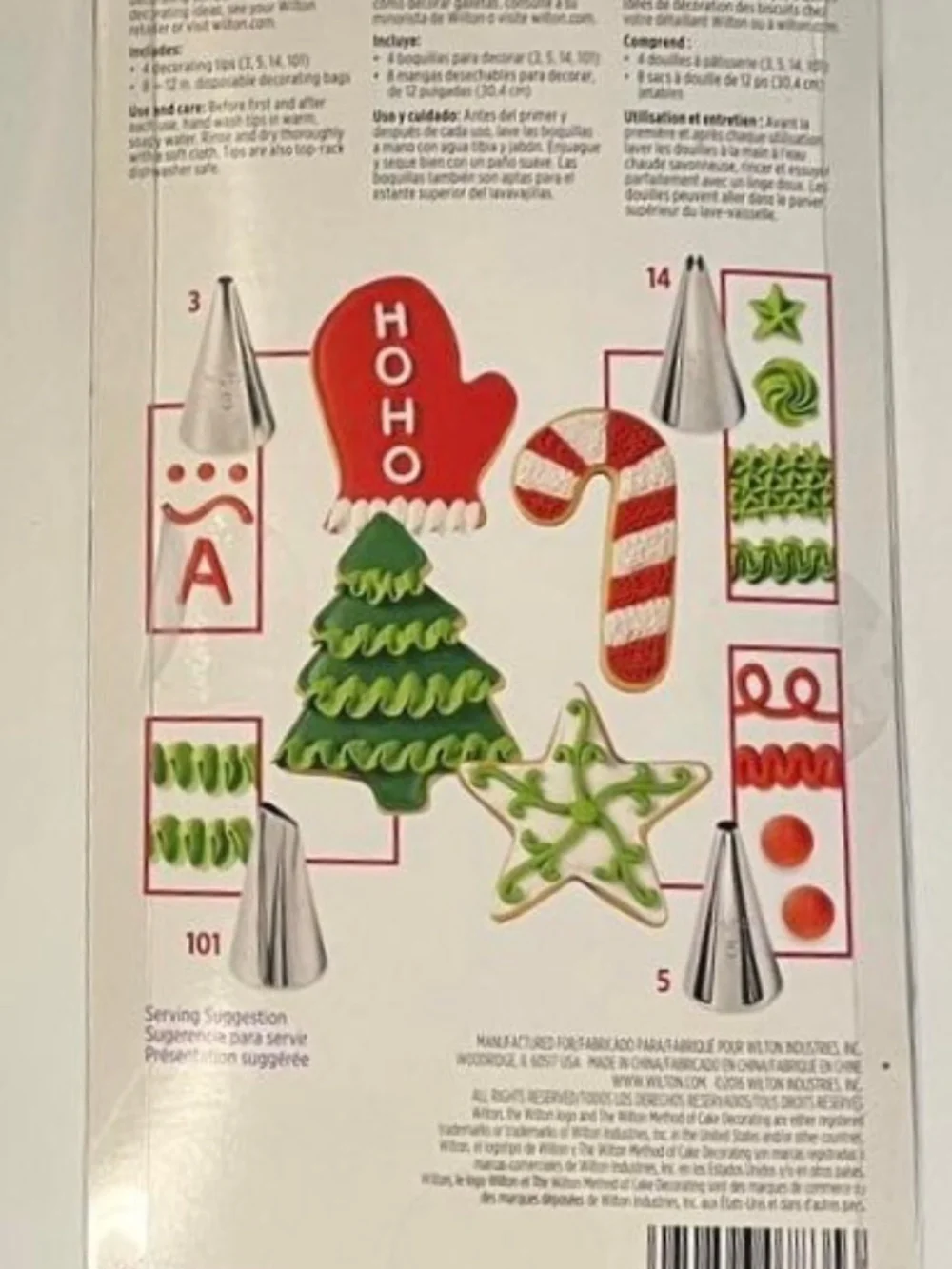 Wilton 12 Piece Holiday Frosting Cake Cookie Decorating Set Kit Tips Bags NEW
